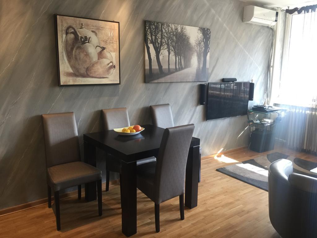 Lovely Apartment Белград Екстер'єр фото